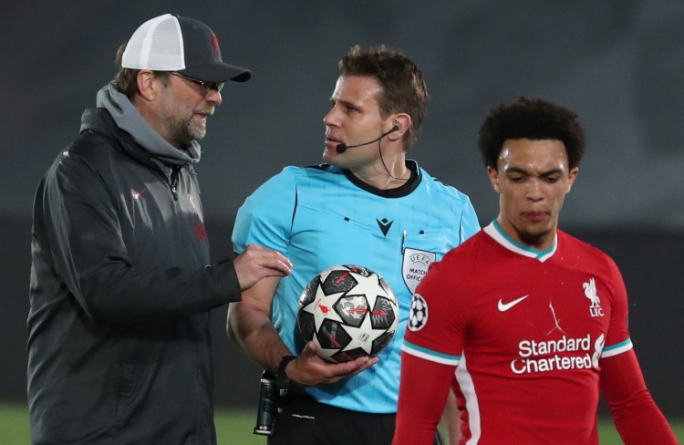 比萨1-0克雷莫内塞，伊德里萨-图雷一击制胜（伊德里萨-图雷建功，比萨1-0力克克雷莫内塞）