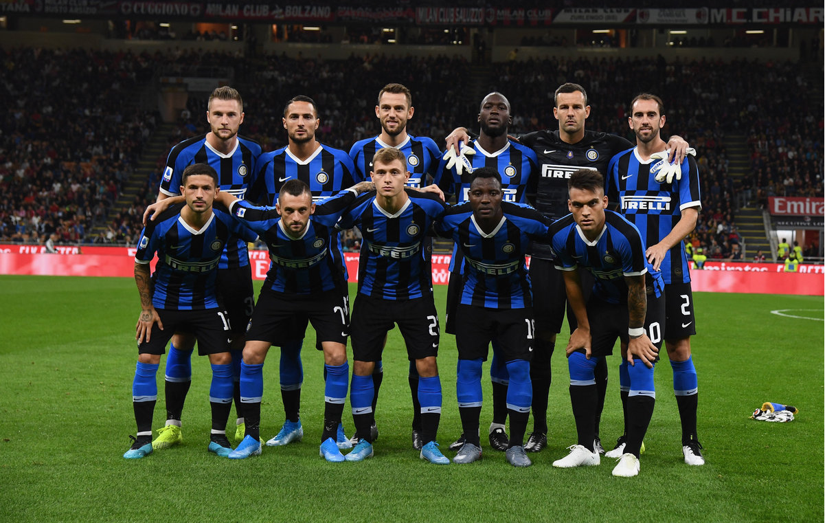 马卡：皇马密切关注科莫后卫拉蒙，英超多队也展开考察（马卡报：皇马紧盯科莫后卫拉蒙，英超多队亦派人考察）