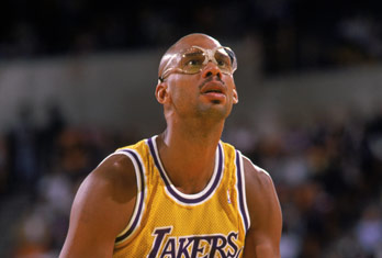 斯卢茨基：虽然排名不是很理想，但我们依然会尽全力打好比赛（斯卢茨基：排名不佳，我们仍将全力以赴打好每场比赛）