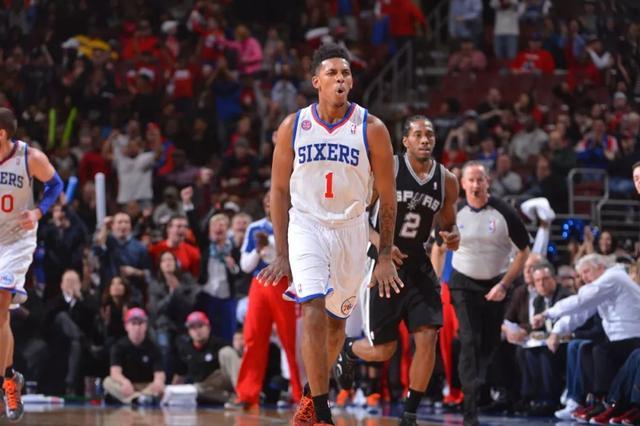 穆勒：卡尔在享受努力提高的过程，同时也在享受比赛的乐趣（穆勒：卡尔既乐于自我精进，也尽情享受比赛乐趣）