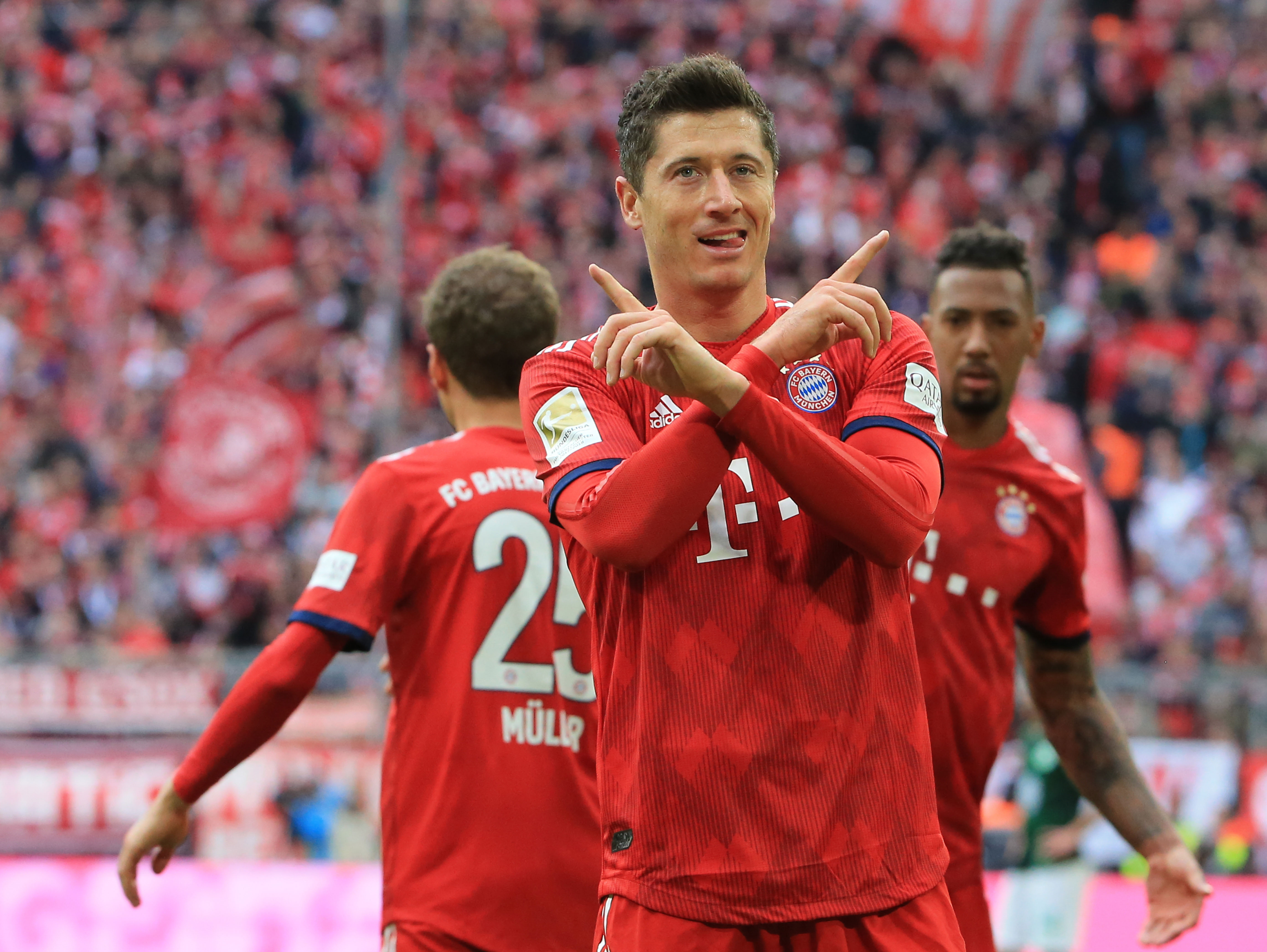 哈里王子48小时两次公开调侃特朗普，从ICE到世界杯火力不减哈里两度调侃特朗普特朗普暂未回应（哈里王子48小时内两次公开调侃特朗普：从ICE到世界杯火力不减，特朗普暂未回应）