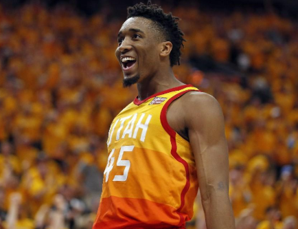 胡梅尔斯：按照目前的中卫市场，施洛特贝克有很多的机会（胡梅尔斯：以当下中卫行情，施洛特贝克机会颇多）