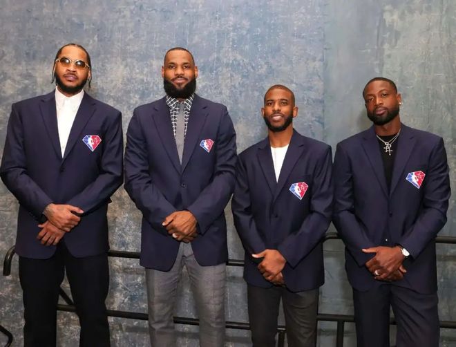 官方：波多尔斯基收购扎布热矿工少数股份，成为第二大股东（官宣：波多尔斯基入股扎布热矿工，持少数股权成第二大股东）