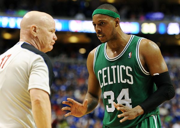 英超曼城vs桑德兰：我预测主队大胜，3-0、3-1，至少赢两个（英超曼城迎战桑德兰：看好主队至少两球取胜，比分倾向3-0或3-1）