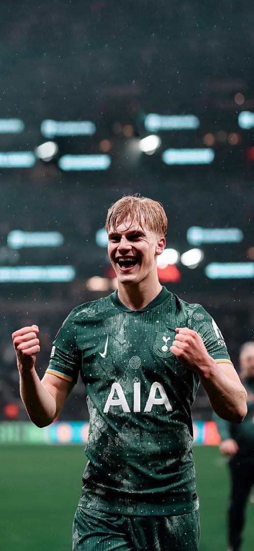 仅次于拉莫斯和魔笛，佩里西奇是欧冠打入点球第三年长的球员（佩里西奇成欧冠点球第三年长射手，仅次拉莫斯与莫德里奇）