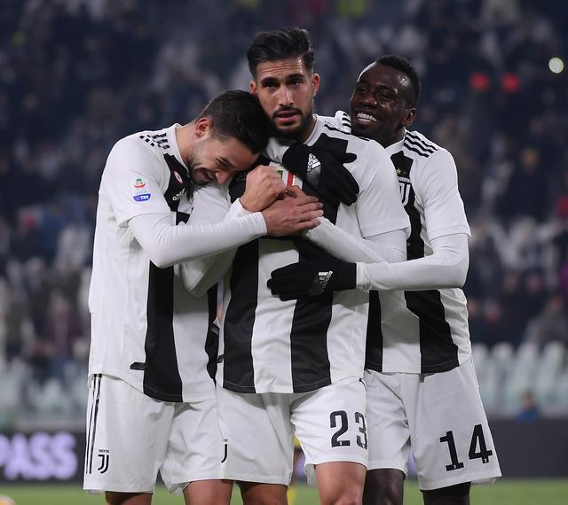 球报：特林康与葡萄牙体育续约谈判遇阻，经济要求成主要障碍（《球报》：特林康与葡萄牙体育续约谈判受阻，财务条件成最大阻碍）