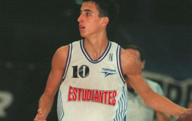 世界杯预选赛爆大冷，豪门惨败震惊全球（世界杯预选赛冷门突袭，传统豪强折戟引发全球哗然）