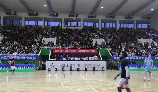 科莫总监：除为帕斯提供比赛与成长环境，我不知道还能做什么（科莫总监：除了为帕斯创造比赛与成长机会，我别无他法）