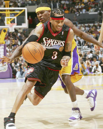 曼联疑似为青训新太子首秀铺垫！曝其不喜欢小梅西绰号，想做自己（曼联或为青训新星首秀预热！传其不喜“小梅西”称号，更想做自己）