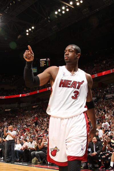 卡萨诺盛赞劳塔罗：他已经4年没去休假了，批评他的人真无知（卡萨诺力挺劳塔罗：四年未休假，批评他的人太无知）