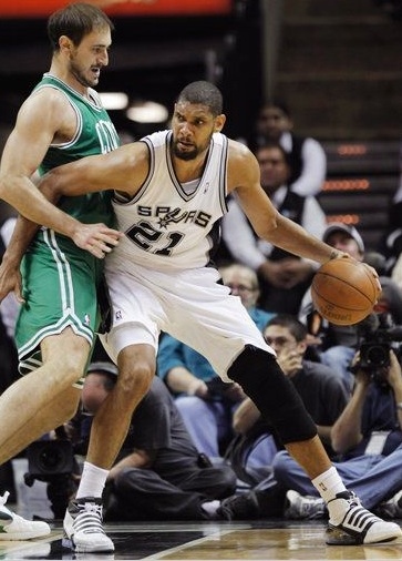 卡萨诺：我曾说过穆里尼奥已经废了，现在阿莱格里也快了（卡萨诺：我此前称穆里尼奥已不行，如今阿莱格里也将步其后尘）